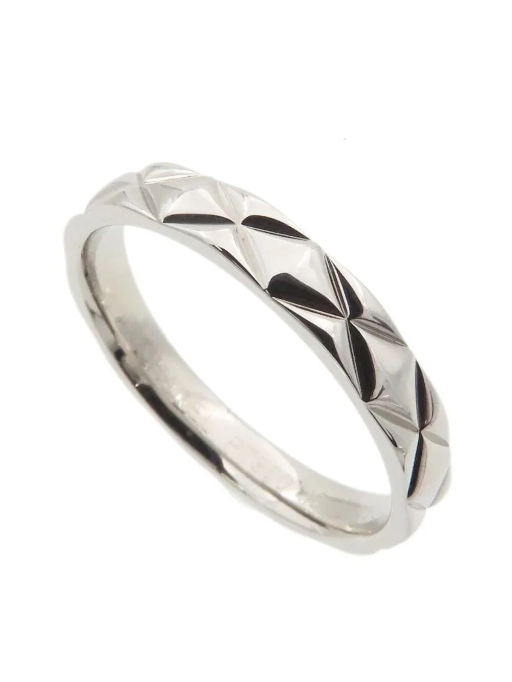 Chanel Quilted Ring Platinum 59